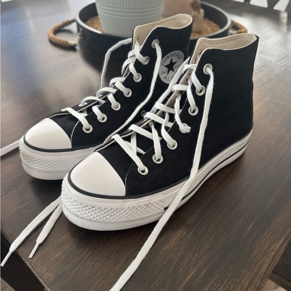 Platform Converse sneakers